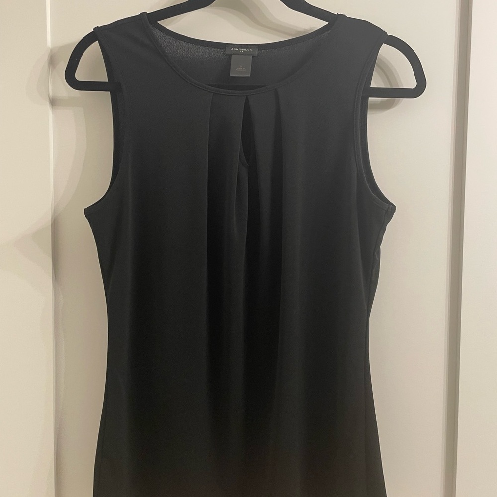 Ann Taylor Black Sleeveless Top size S